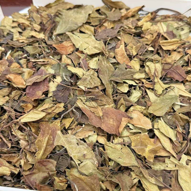 2016年福鼎老白茶 寿眉散茶 盒装250克